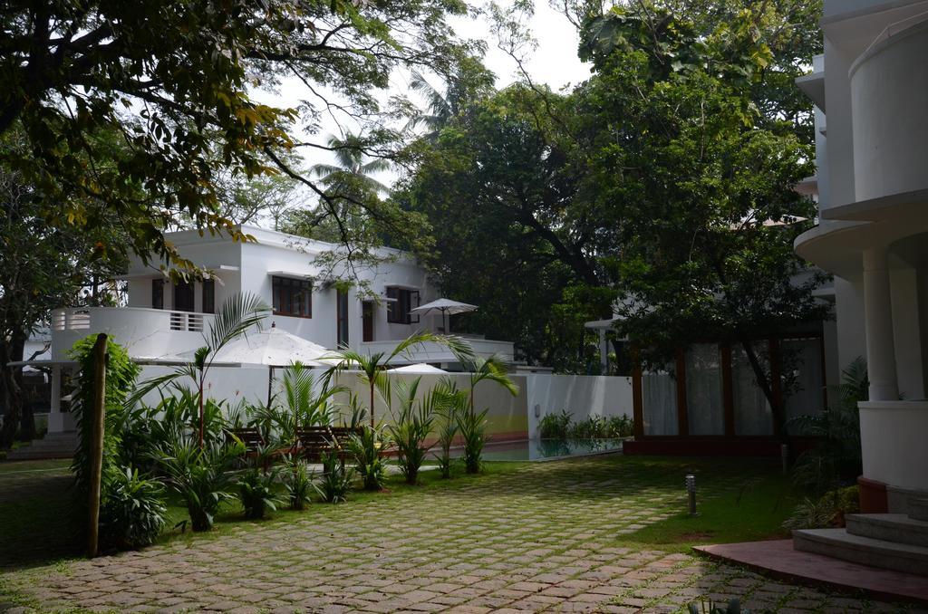 Beach Gate Bungalows - A Cgh Earth Saha Experience Kochi Exterior photo